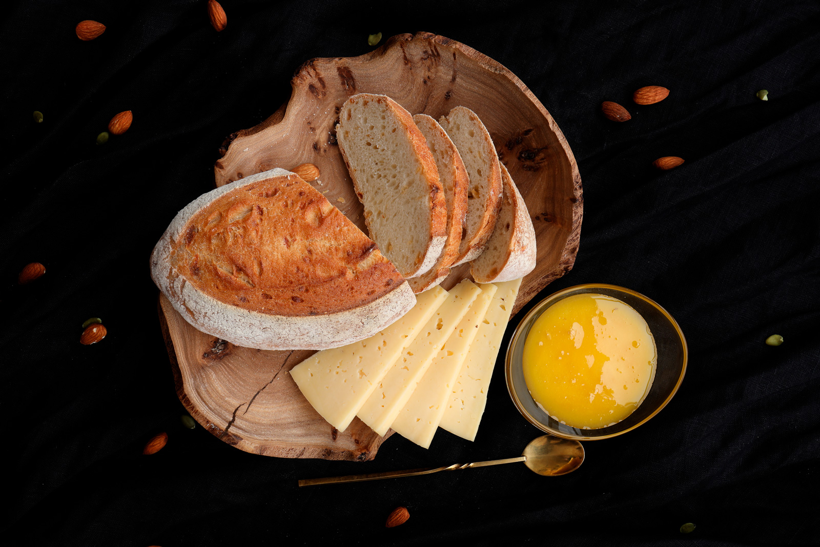 фотоссесия food photo хлеб сырный с сыром и медом 